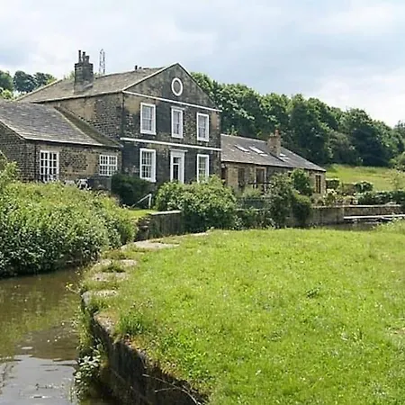 *f1*gh* Setup For Your Relaxed & Amazing + Free Parking + Free Fast Wifi * Apartmán Leeds (West Yorkshire)